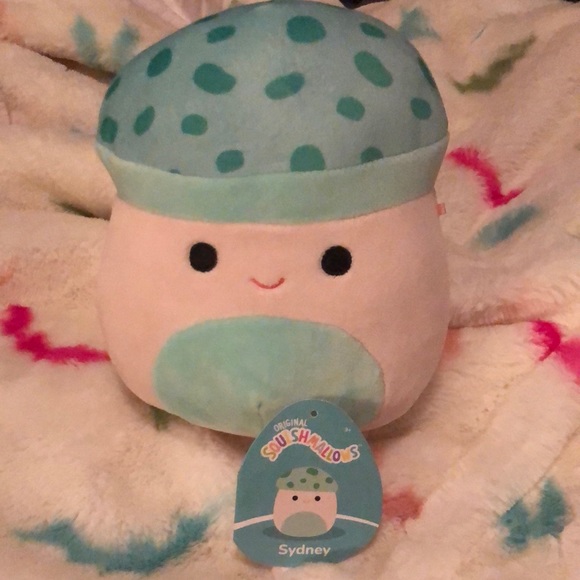 Sydney mushroom - Picture 1 of 2